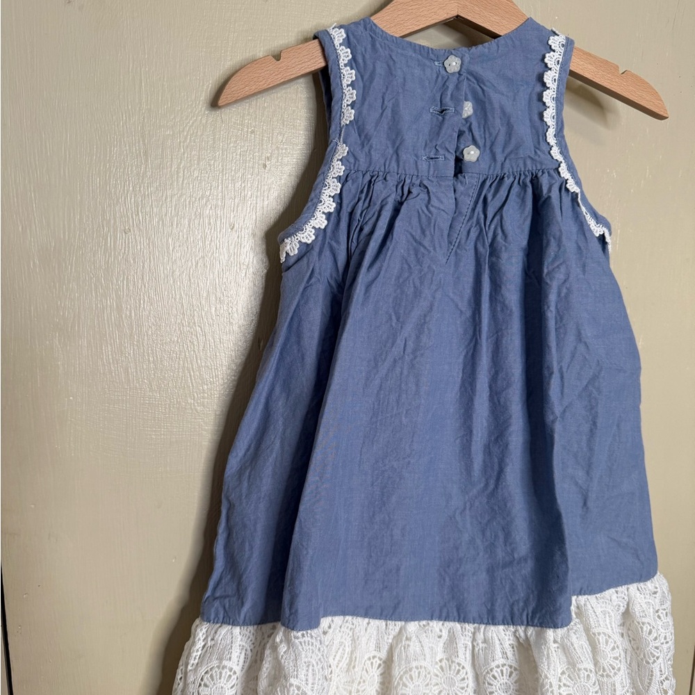 3T spring dress bundle 
2 dresses